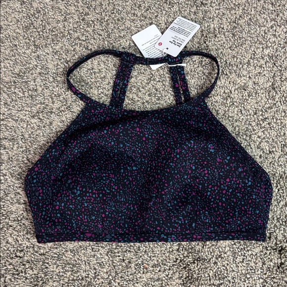 Lululemon See The Sea Swim Top size 6 NWT - Picture 1 of 6